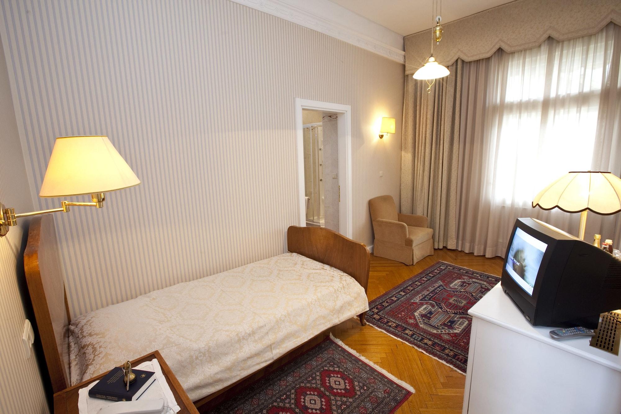 Hotel Villa Westend Merano Esterno foto